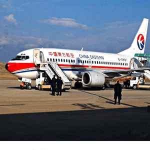 东河机场物流航空快运业稳步发展的原因是什么？